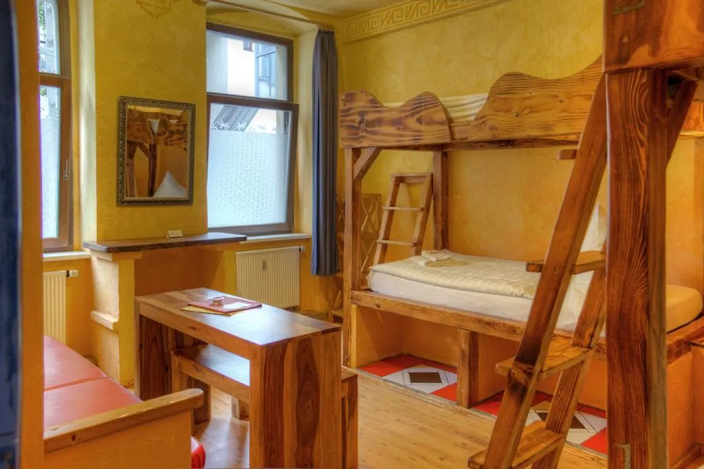 **  Gastehaus Mezcalero Guest House Dresden Germany
